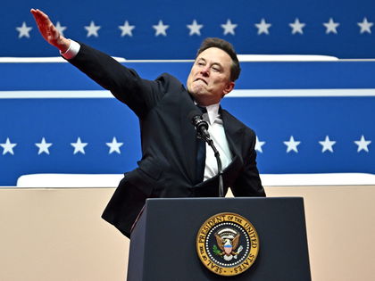 Elon Musk: Zeigte er bei Trump-Amtseinführung den Hitlergruß? Das sagt ein Experte
