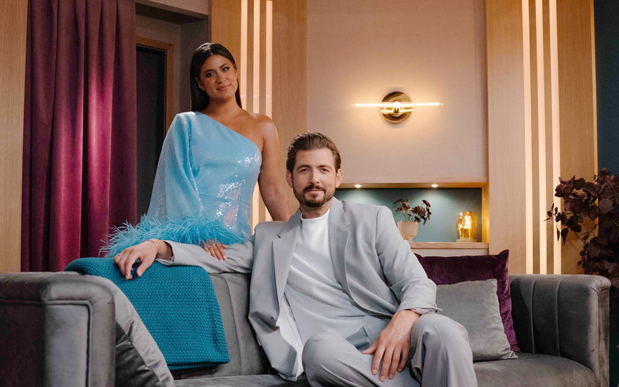 Steffi Brungs und Ehemann Chris Wackert-Brungs als Moderatoren von "Love is blind: Germany"