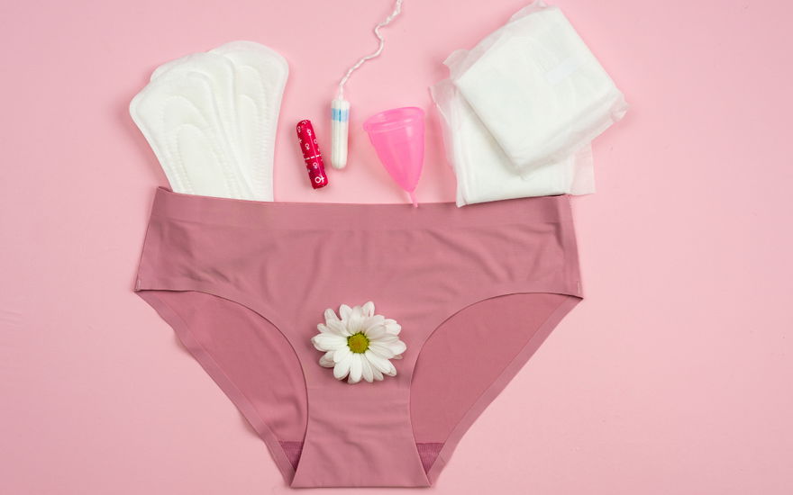 Periodenslip und andere Menstruationsartikel