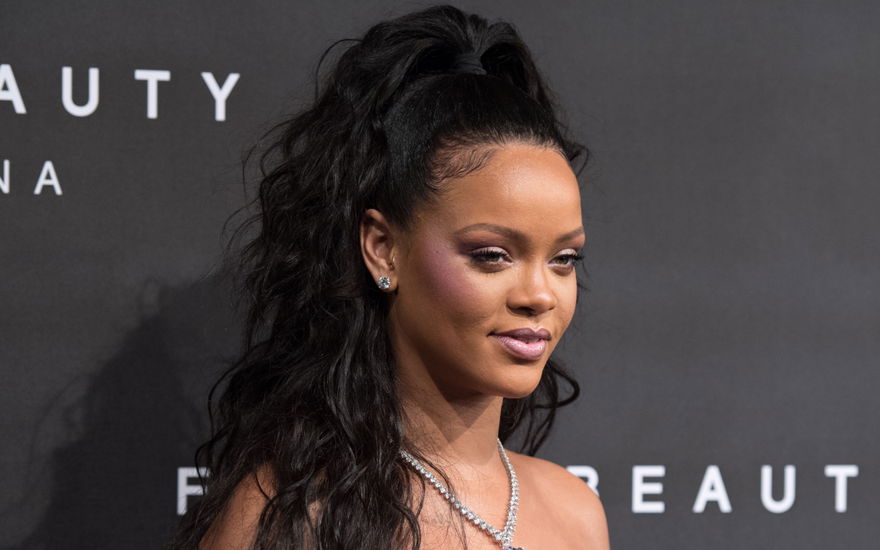 Rihanna bei Fenty Beauty