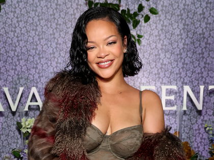 Haarpflege: Mit diesem Shampoo repariert Rihanna Spliss und Haarbruch