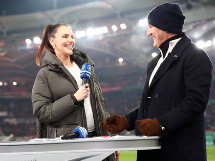 Esther Sedlaczek: Nach Andeutung von Bastian Schweinsteiger – Baby-News bestätigt