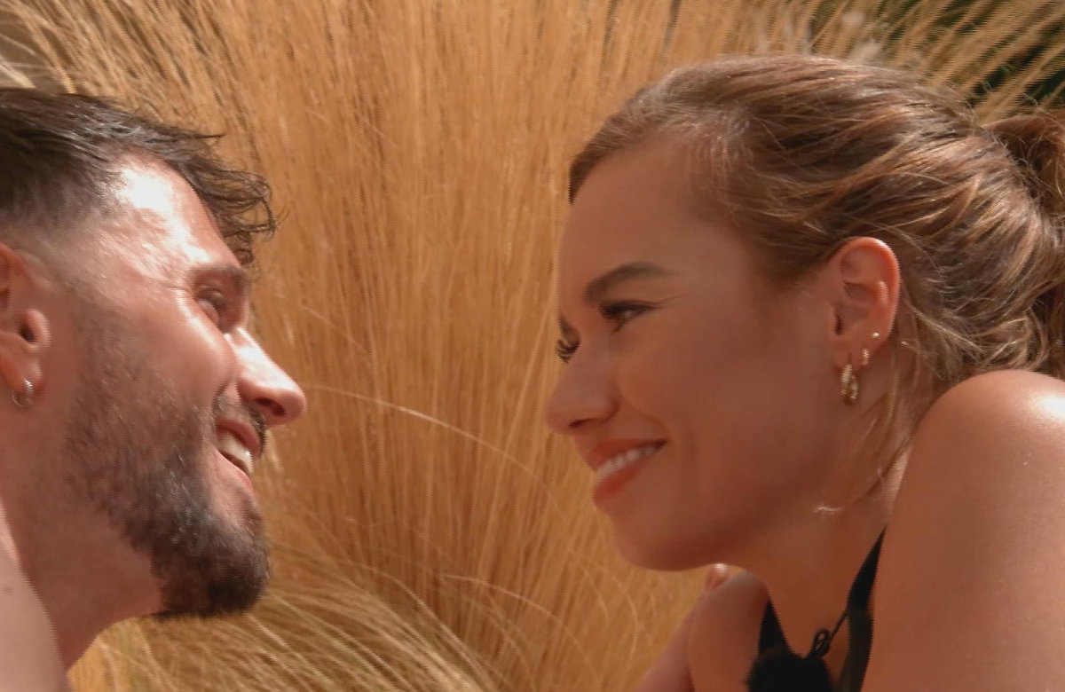 Maurice & Karina lachen sich an