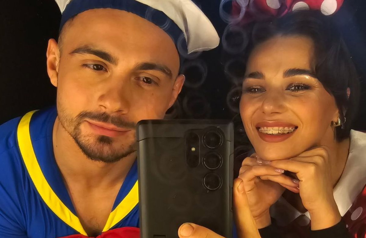 Sergiu und Anastasia Maruster Spiegelselfie