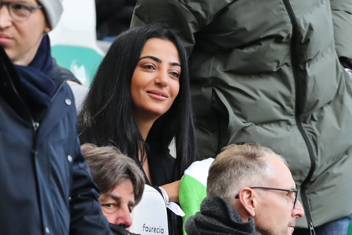 Dilara Kruse 2021 im Fußball-Stadion