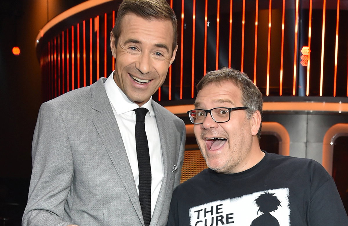 Elton bei Klein gegen Groß mit Kai Pflaume