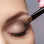 Laut Make-up-Artists: Mit diesem All-in-One-Primer hält dein Augen-Make-up ewig