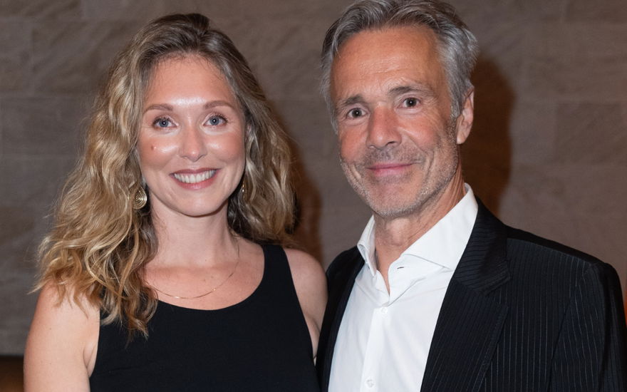 Hannes Jaenicke mit Freundin Stephanie Krogmann