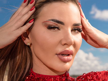 "Promis unter Palmen": Sexuelle Belästigung? Fans gehen hart mit Kim Virginia ins Gericht