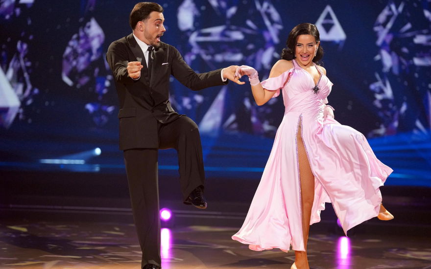 leyla-lahouar-sergiu-maruster bei Lets dance