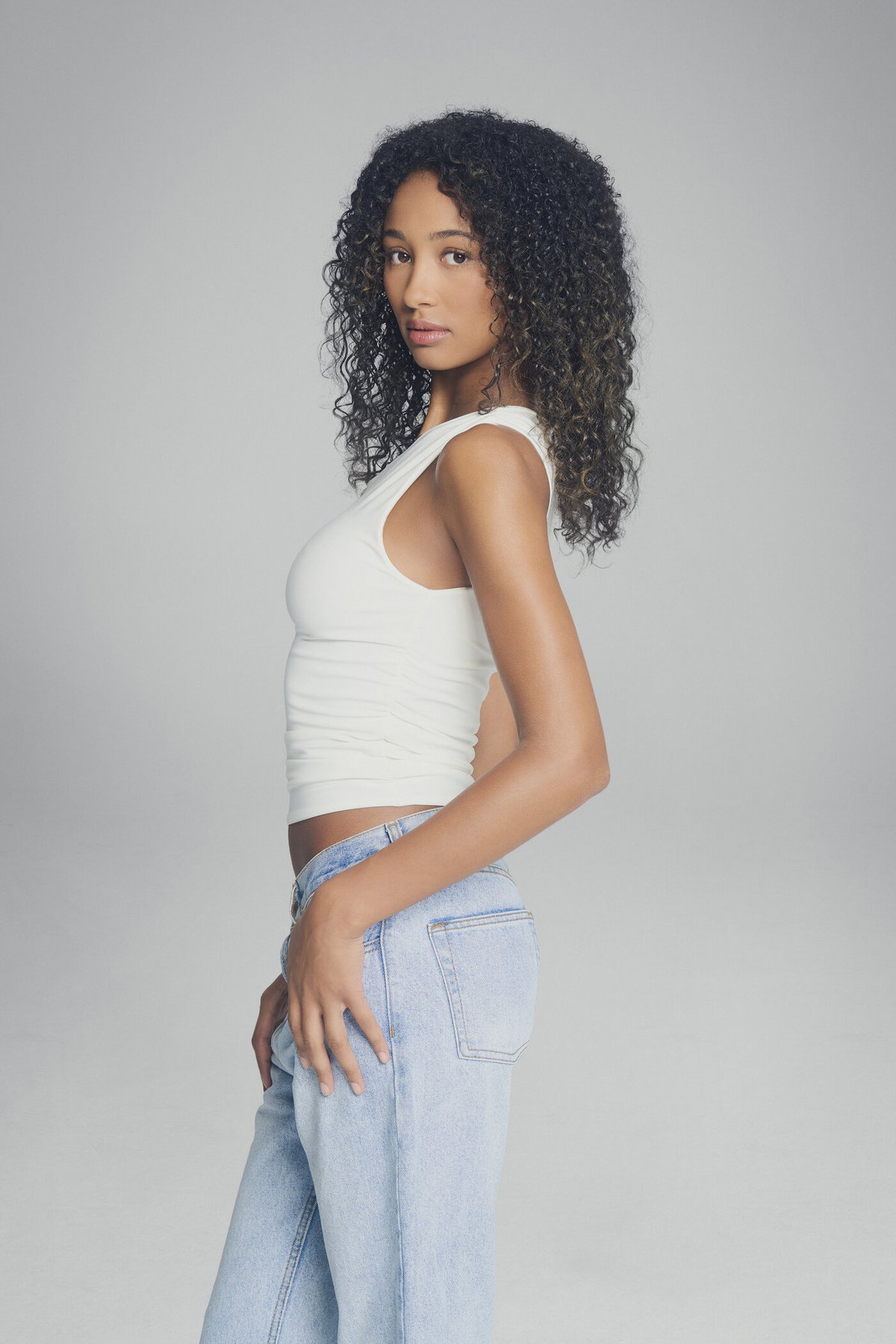 GNTM-Umstyling 2025: Kandidatin Safia vorher