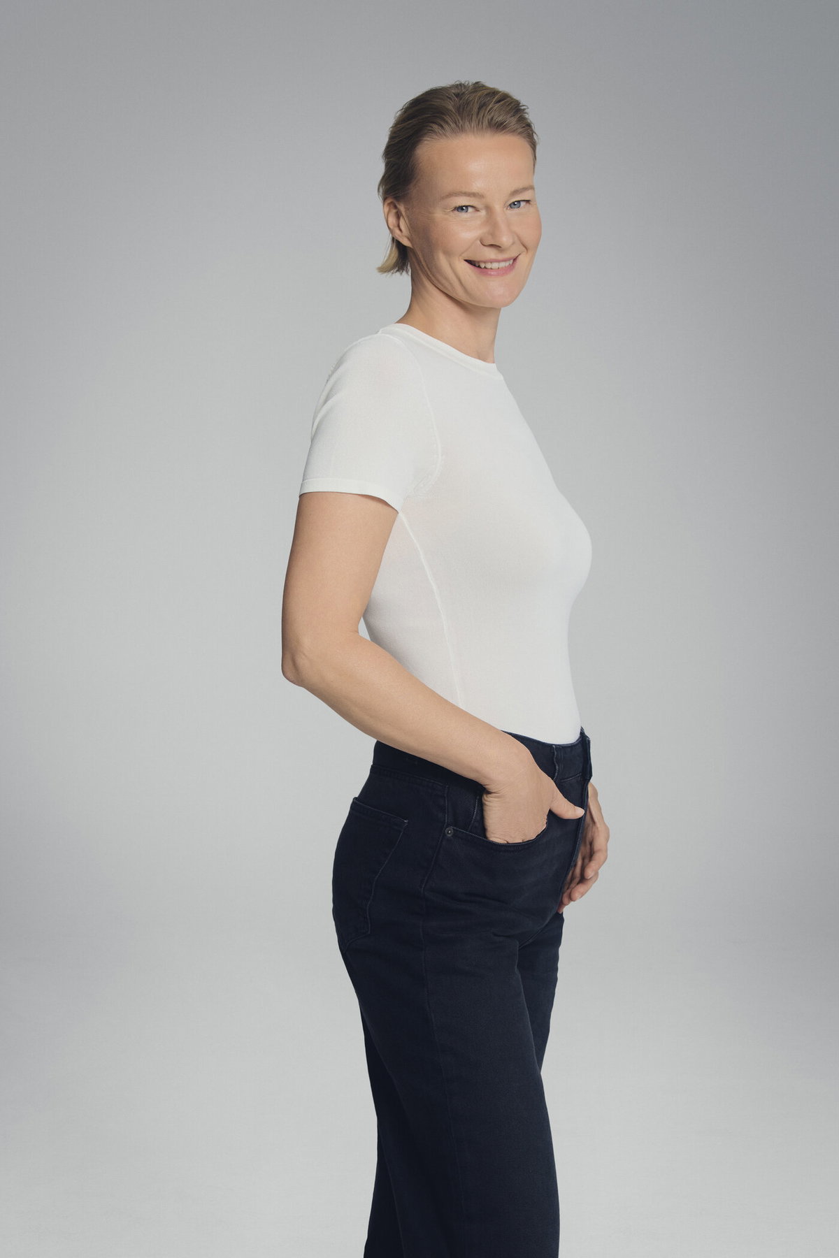 GNTM Umstyling 2025: Kandidatin Annett vorher