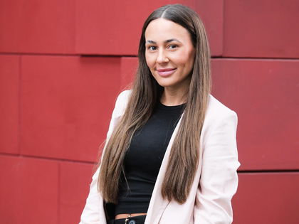 "Unter uns": Sensation - Alessia Herren steigt ein