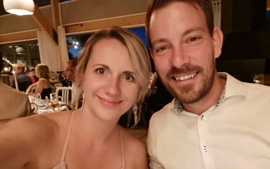 Anna Heiser mit Gerald Heiser glücklich