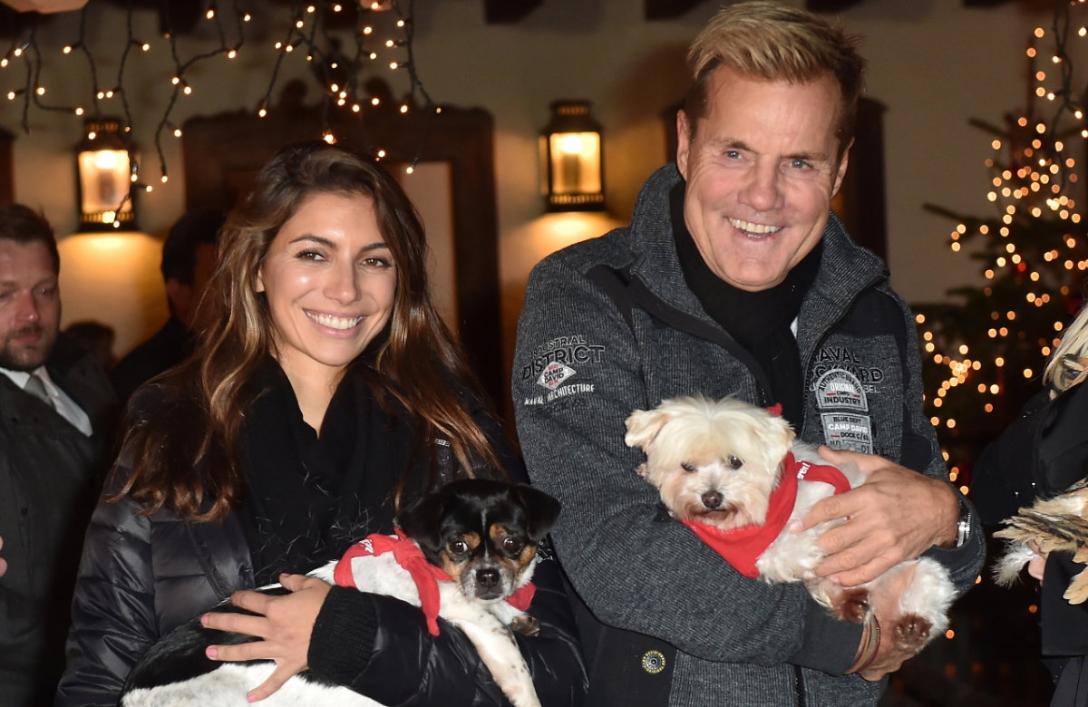 Dieter Bohlen mit Carina und Hunden