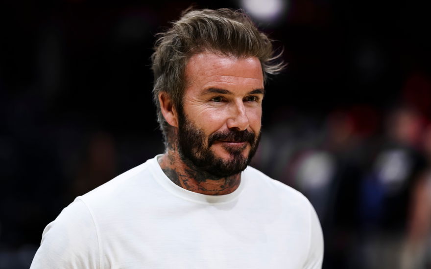 David Beckham im weißen t-shirt