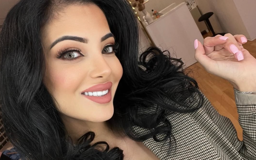 Dilara-Kruse wellige Haare