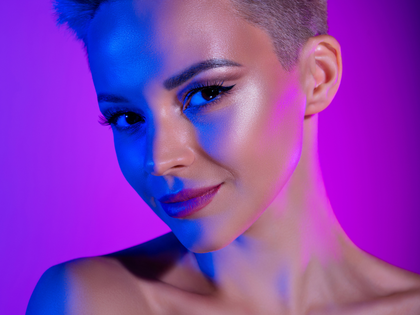 Make-up-Trend 2025: "Ultra Violett" – Alle wollen dieses Liquid-Blush von MAC