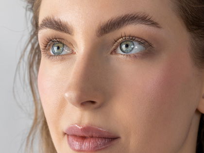 Beauty-Trend 2025: Dieses 5-Euro-Gel ersetzt eine Augenbrauen-Laminierung