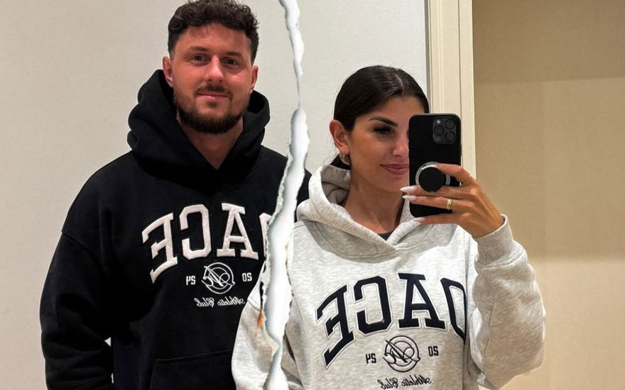 Jannik Kontalis und Yeliz Koc machen ein gemeinsames Selfie