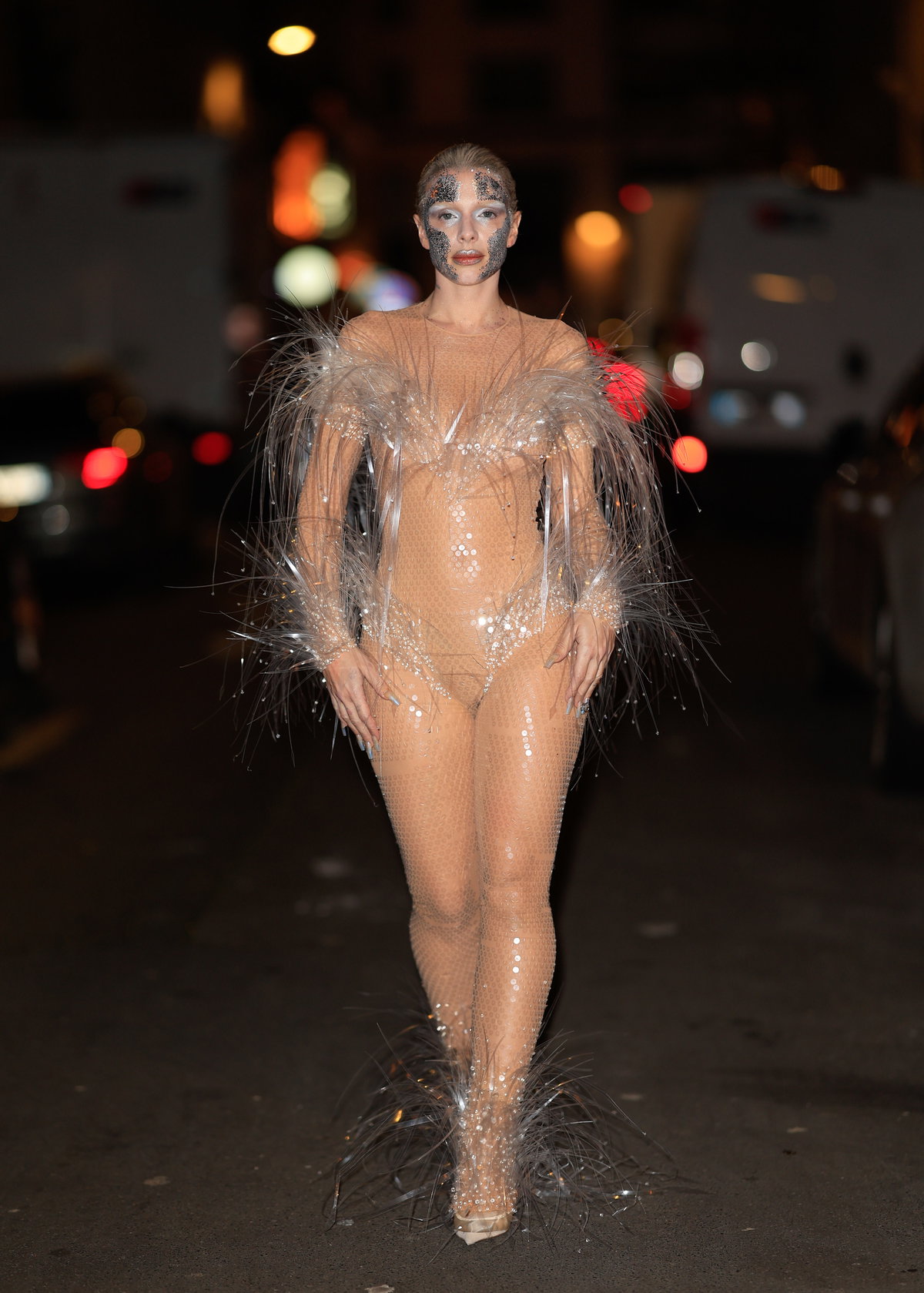 Julia Fox Mugler Show 2024 in Paris