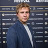 Max Hubacher: Hat er eine Freundin?