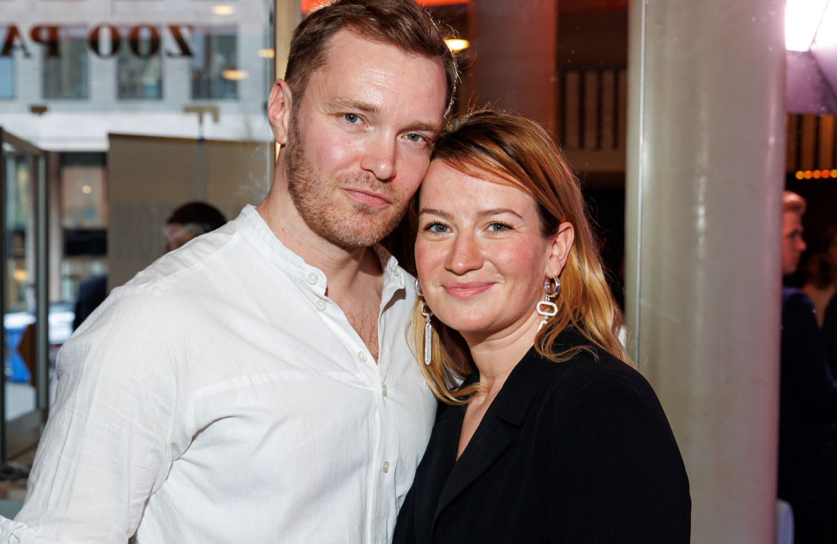 Max Wagner und Nina Gummich Kopf an Kopf