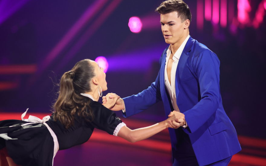 Taliso Engel traurig bei Let's Dance
