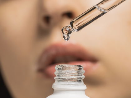 Anti-Aging-Lieblinge der Stars: Retinol und Retinoid – Das sind die Unterschiede