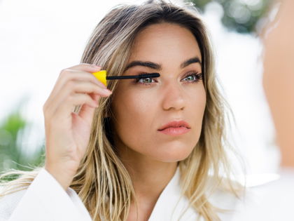 Mascara: Diese neue Wimperntusche verlängert die Wimpern in 4 Wochen