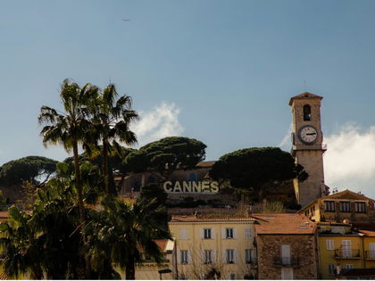 Glanzvoller Auftritt in Cannes – ein Debüt auf dem roten Teppich