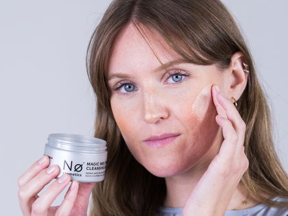 Make-up: Dieser Cleansing Balm löst wasserfeste Schminke auf magische Weise