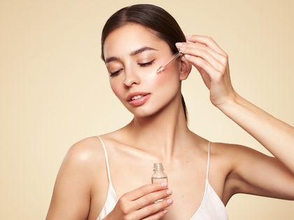 Anti-Aging: Dieses Vitamin-C-Serum schenkt mehr Glow in 60 Sekunden – und glättet Falten in 7 Tagen