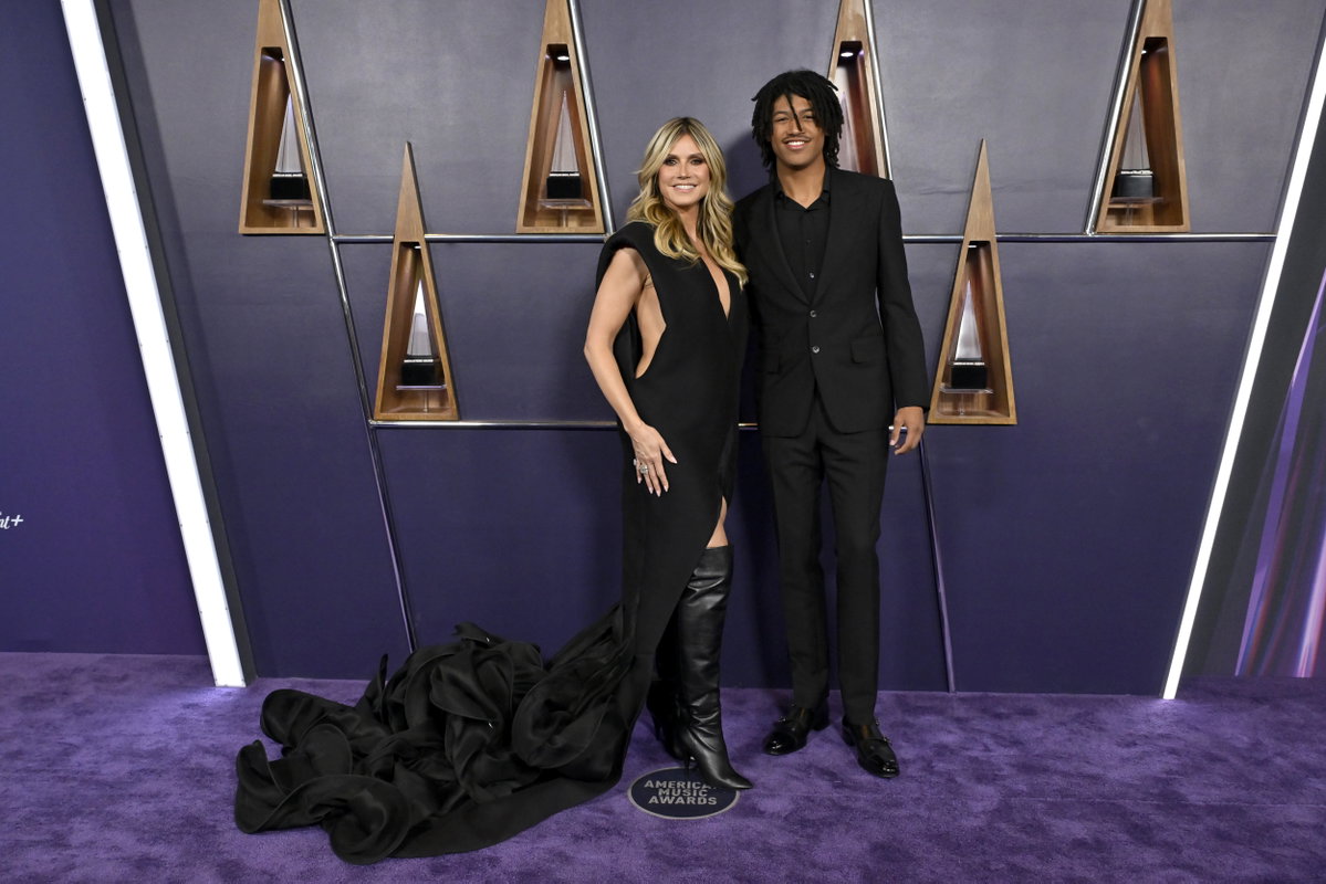 Heidi Klum und Sohn Henry Samuel bei den American Music Awards in Las Vegas