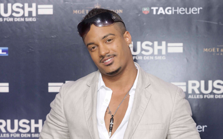 Mikel Johnson lächelt