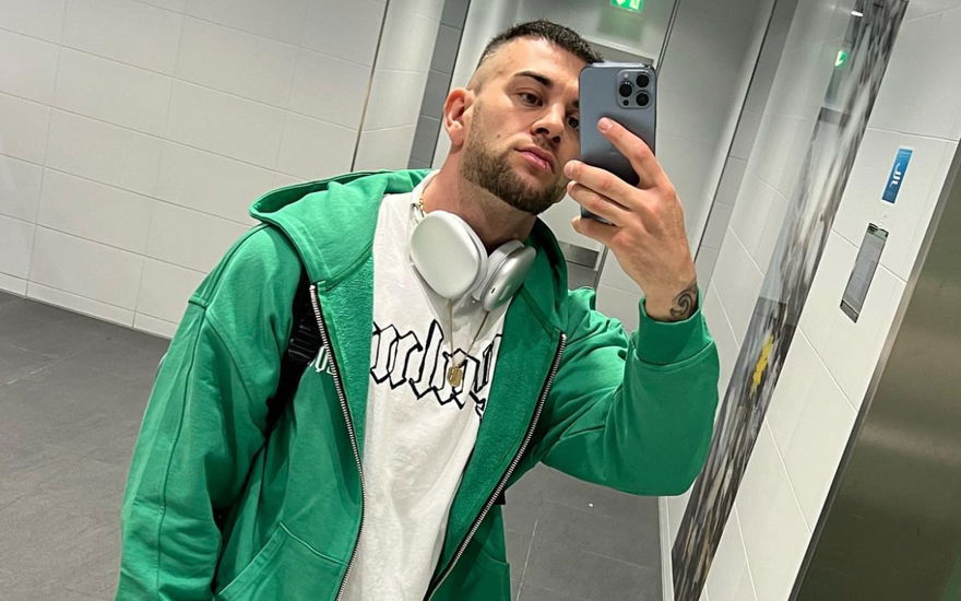 Serkan macht Selfie