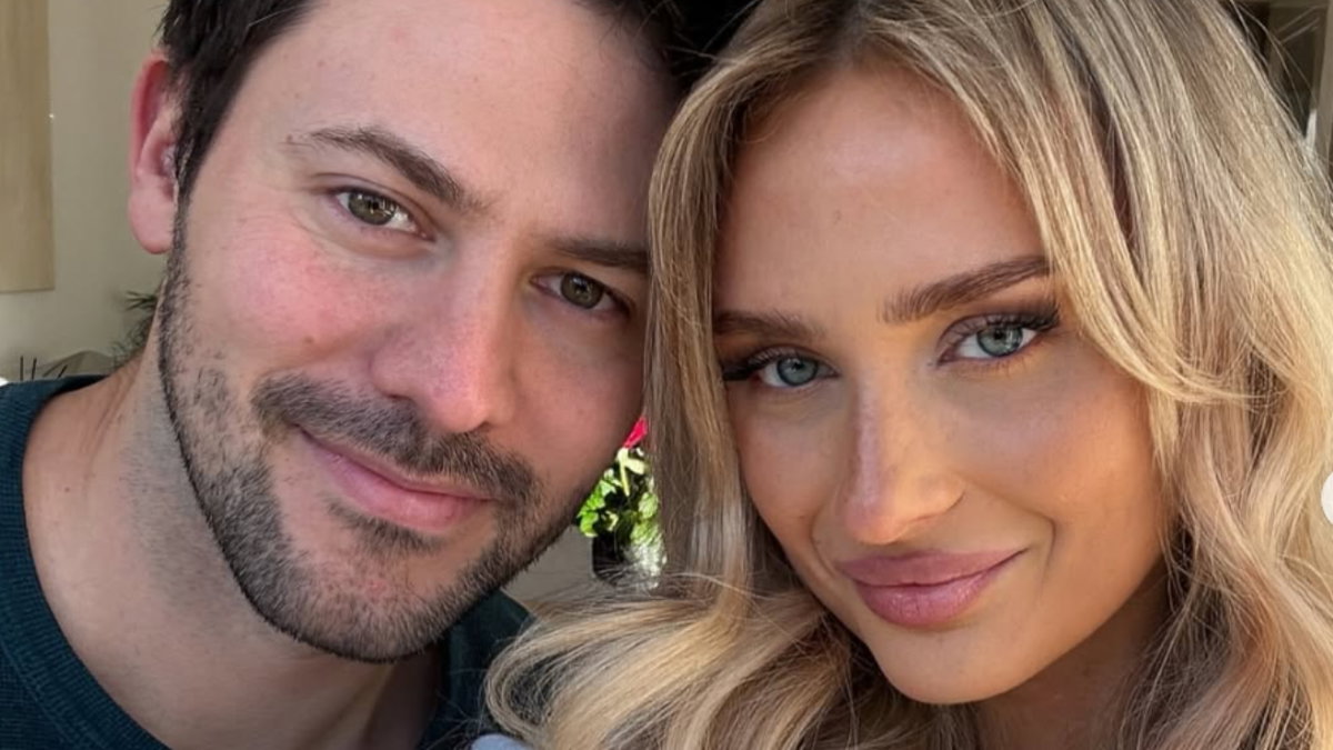 Sebstian Klaus macht Selfie mit Jenny