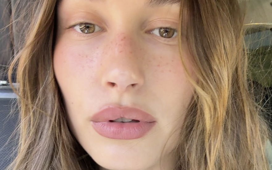 Hailey Bieber close-up