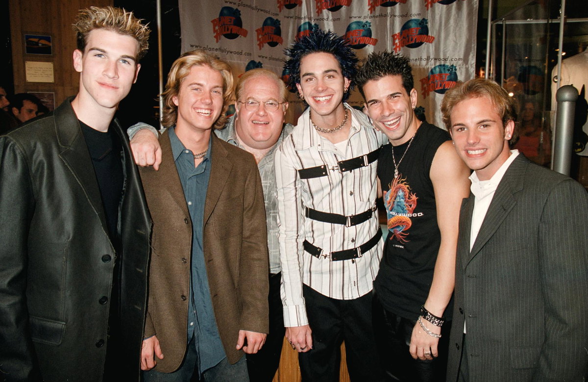 Lou Pearlman mit den Jungs von Natural