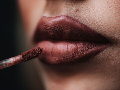TikTok-Hype: User lieben diese kunterbunte Lip Balms