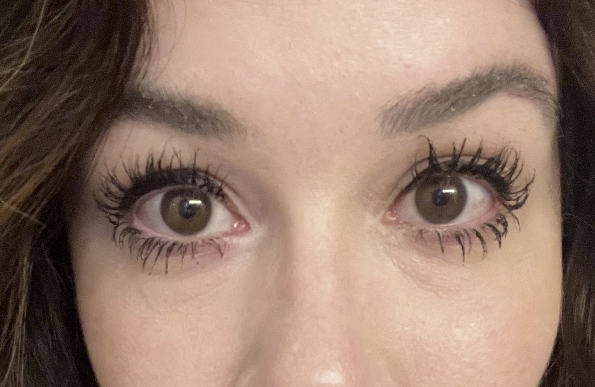 Wimpern mit Bad Gal Bang Mascara