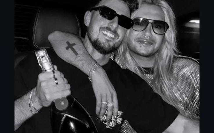 Jannik Kontalis und Bill Kaulitz zusammen im Auto