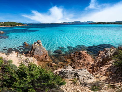 Zwischen Mittelmeer und Traumstränden: Warum Sardinien immer eine Reise wert ist