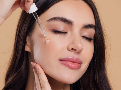 Anti-Aging: Diese Glow-Drops bringen deinen Teint sofort zum Strahlen