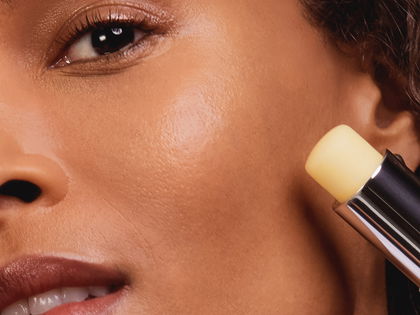 Sonnenschutz zum Mitnehmen: Dieser UV-Stick ist ein echter Anti-Aging-Booster