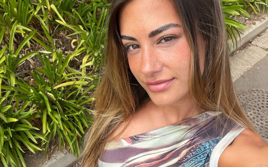 Lena Bachelors Selfie