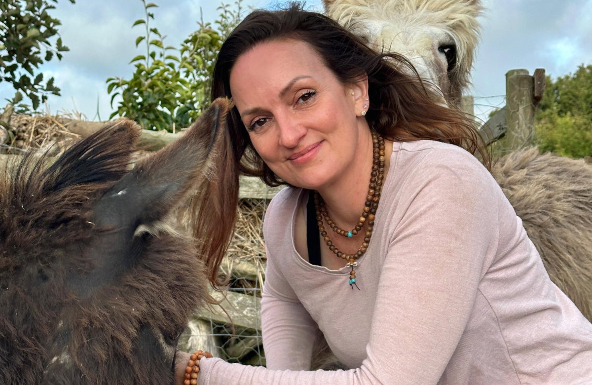 Nadine Bauer sucht Frau International