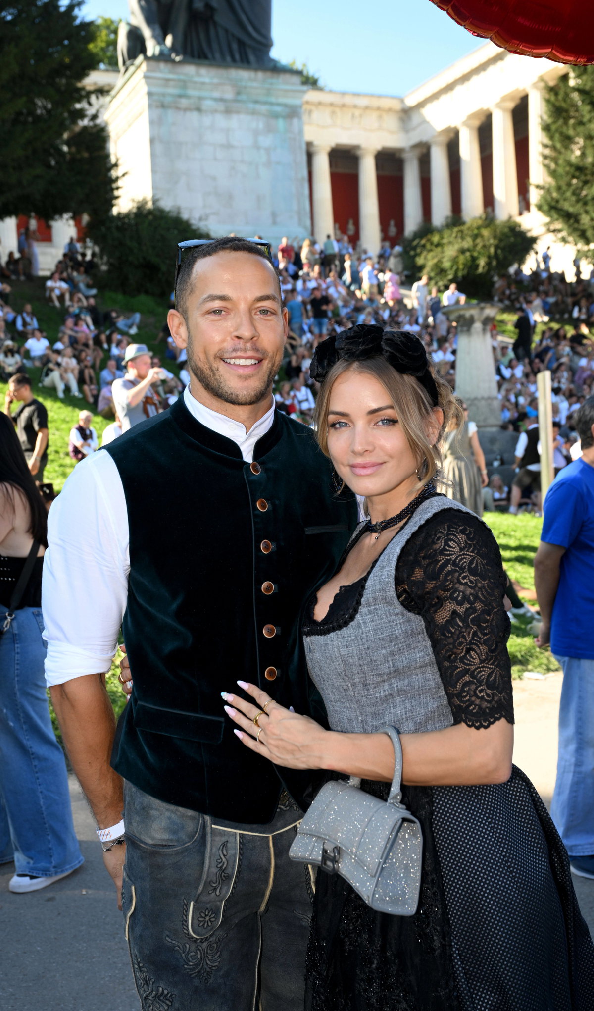 Andrej Mangold und Annika Jung auf dem Oktoberfest