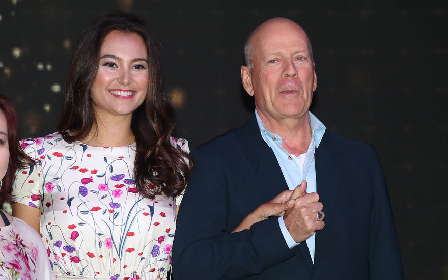 Bruce Willis mit seiner Ehefrau Emma Heming Willis im Jahr 2019