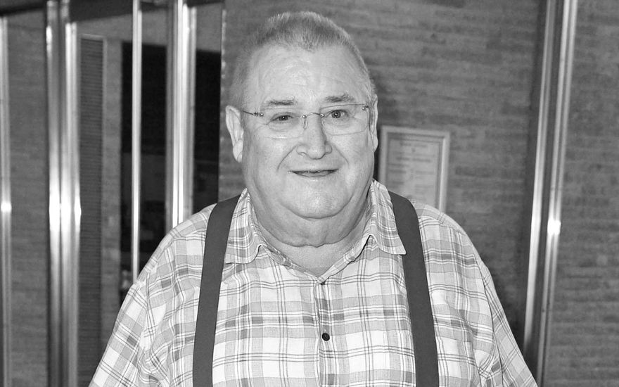 Horst Krause lächelt auf Schwarz-Weiß-Fotos